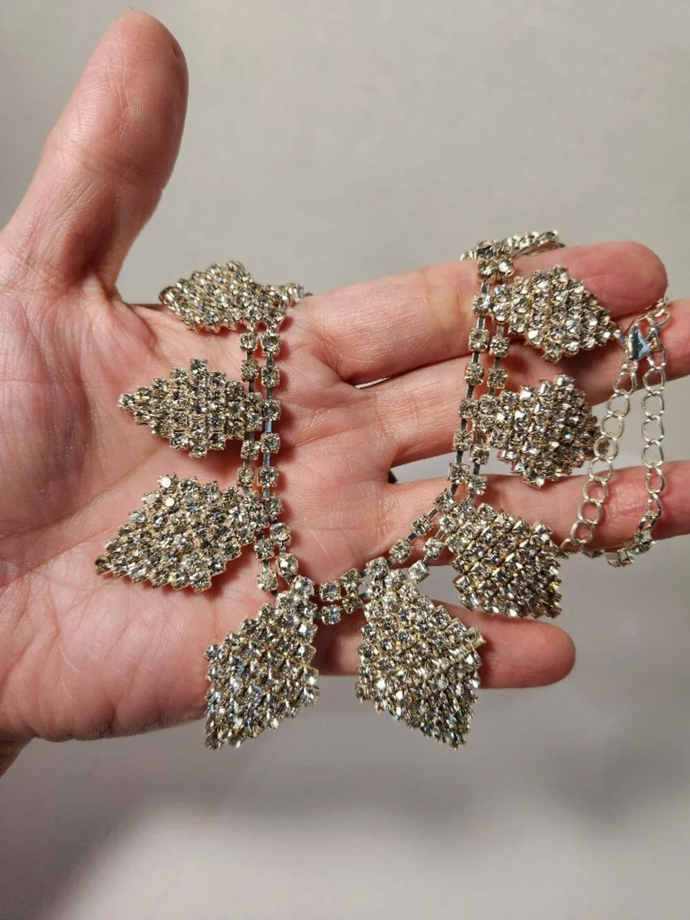 Vid Retired Shop LC Silver Rhinestone Leaf Bib NWOT Statement Bridal Necklace